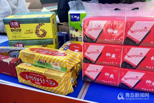 堅果、餅干與日用品齊飛 一眾城陽網紅好物走進百姓社區